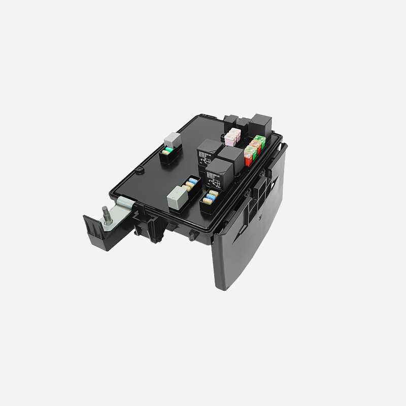 2008 Chrysler 300 / Dodge Challenger / Dodge Magnum and 2009 Dodge Challenger / Dodge Charger 04692170 TIPM - Image 2